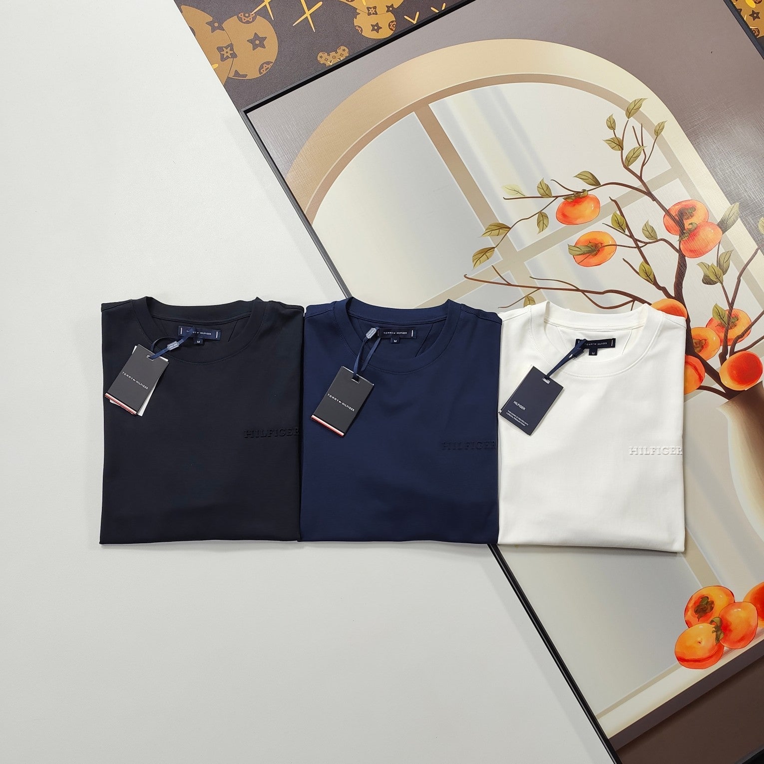 Tommy Hilfiger Classic Foam Print Logo Long Sleeve T-Shirt – 2025FW