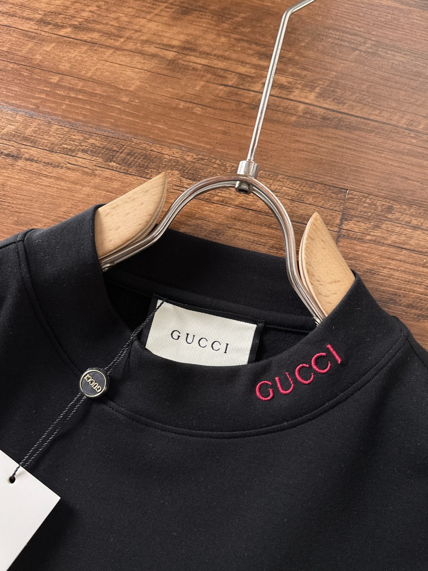 Gucci Long Sleeve T-Shirt – 2025FW