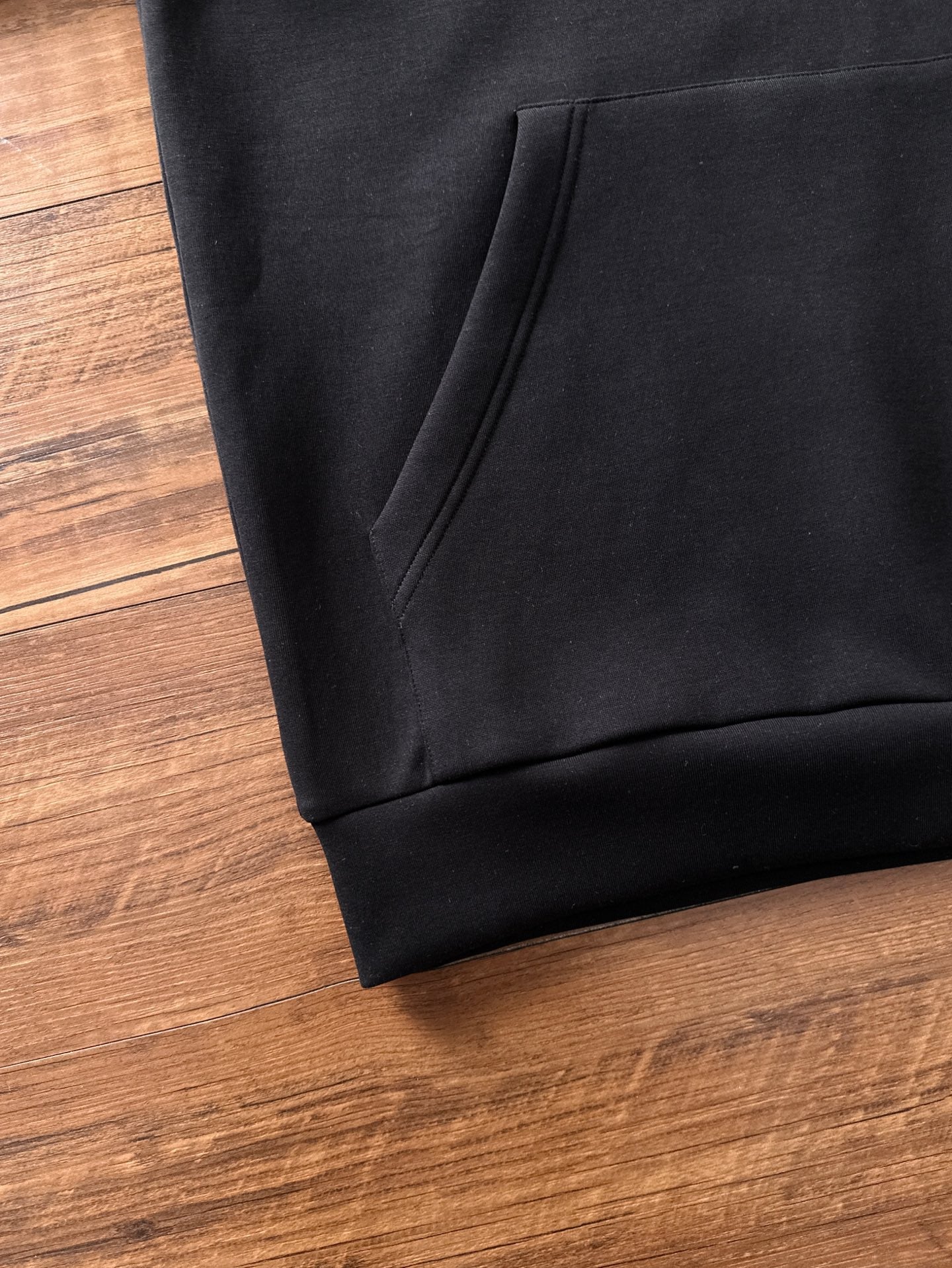 Fendi Unisex Logo Hoodie – 2025FW